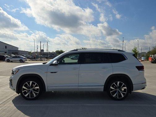 2024 Volkswagen Atlas 2.0T SEL Premium R-Line 4MOTION