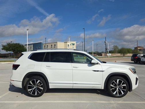 2024 Volkswagen Atlas 2.0T SEL Premium R-Line 4MOTION