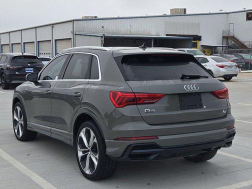 Chronos Gray Metallic 2020 Audi Q3 45 S line Premium Plus