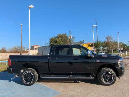 2025 RAM 2500 Laramie Crew Cab 4x4 6'4' Box