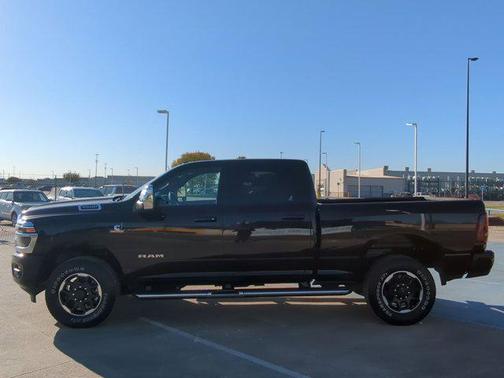 2025 RAM 2500 Laramie Crew Cab 4x4 6'4' Box