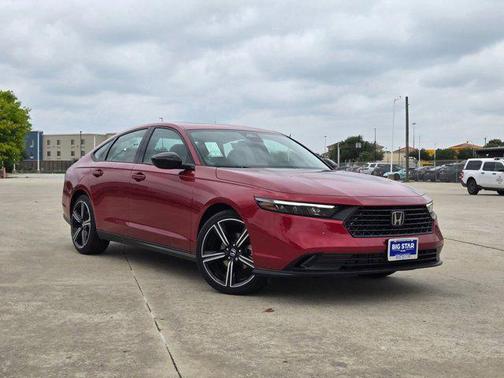 Radiant Red Metallic 2026 Honda Accord SE