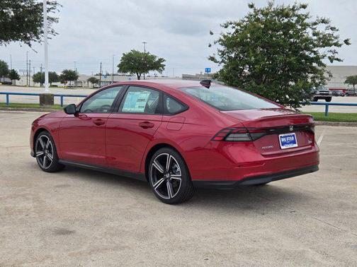 Radiant Red Metallic 2026 Honda Accord SE