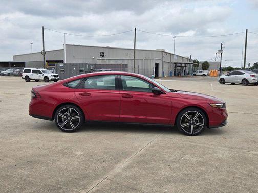 Radiant Red Metallic 2026 Honda Accord SE