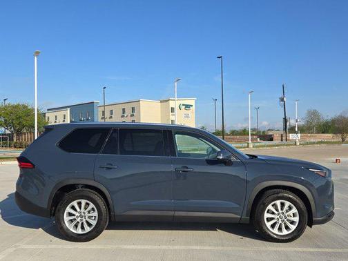 Storm Cloud 2025 Toyota Grand Highlander XLE