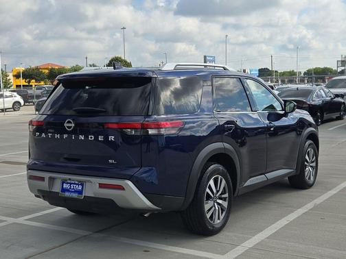Deep Ocean Blue Pearl 2025 Nissan Pathfinder SL FWD