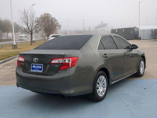 2013 Toyota Camry LE