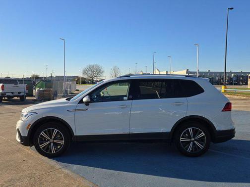 2024 Volkswagen Tiguan 2.0T Wolfsburg Edition