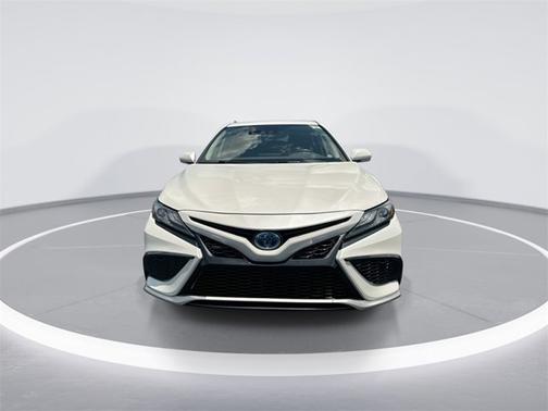 2021 Toyota Camry Hybrid XSE