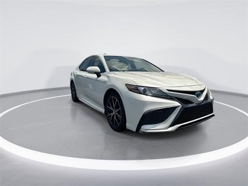 2021 Toyota Camry Hybrid XSE