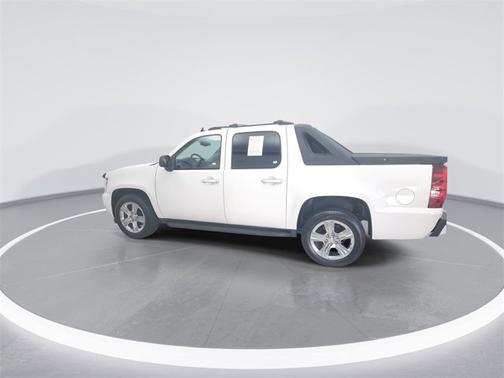 2011 Chevrolet Avalanche LS