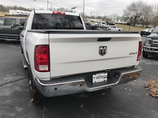 Photo 5 of 18 of 2016 RAM 2500 Tradesman