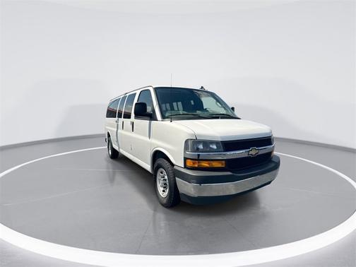 2019 Chevrolet Express 3500 LT