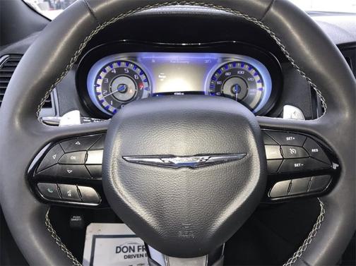 2022 Chrysler 300 S