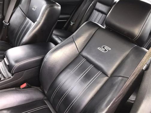 2022 Chrysler 300 S