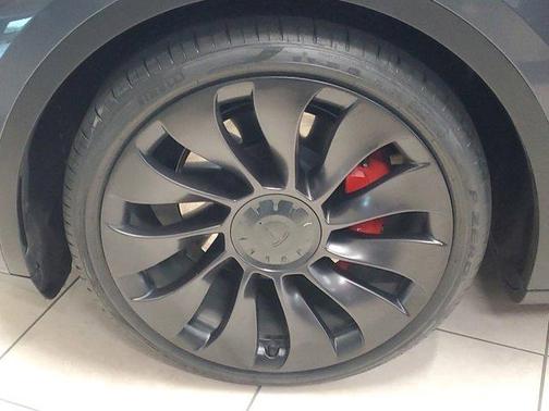2021 Tesla Model Y Performance