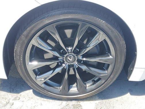 2024 Lexus IS 350