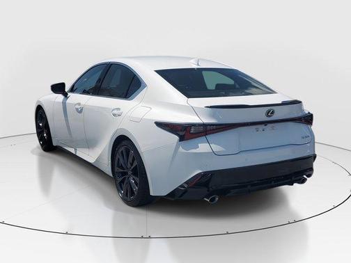 2024 Lexus IS 350