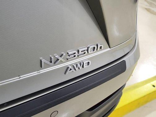 2025 Lexus NX 350h Base