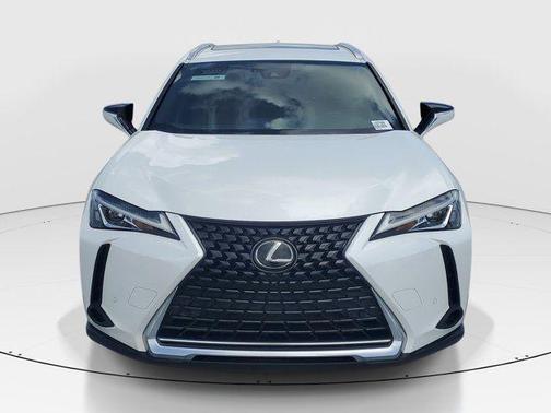 White Pearl 2022 Lexus UX 200