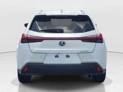 White Pearl 2022 Lexus UX 200