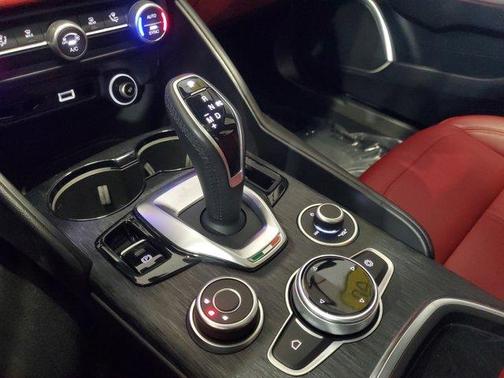 2020 Alfa Romeo Giulia Base