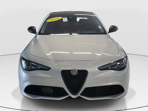 2020 Alfa Romeo Giulia Base