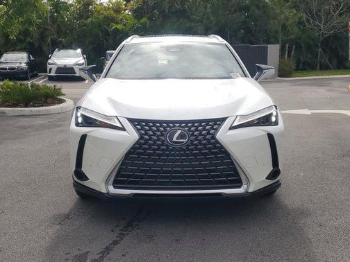 Eminent White Pearl 2025 Lexus UX 300h UX 300H