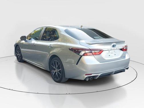 2023 Toyota Camry Hybrid SE