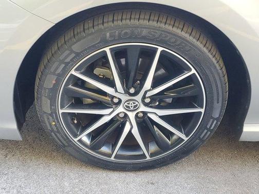 2023 Toyota Camry Hybrid SE