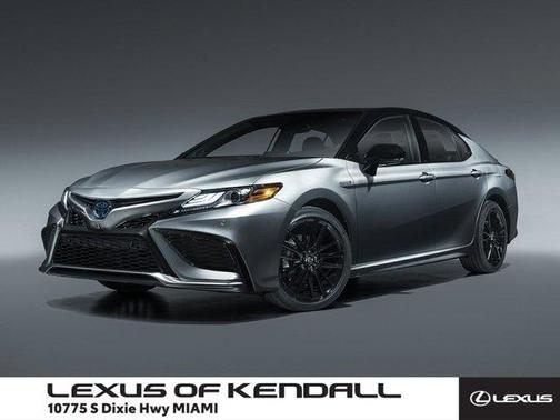 2023 Toyota Camry Hybrid SE