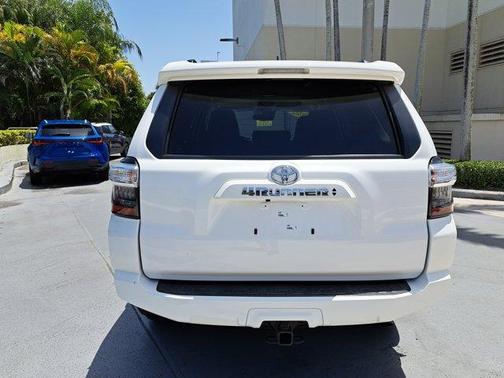 2022 Toyota 4Runner SR5