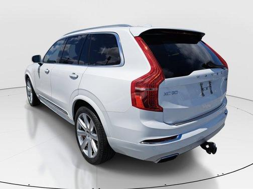 2019 Volvo XC90 T6 Inscription
