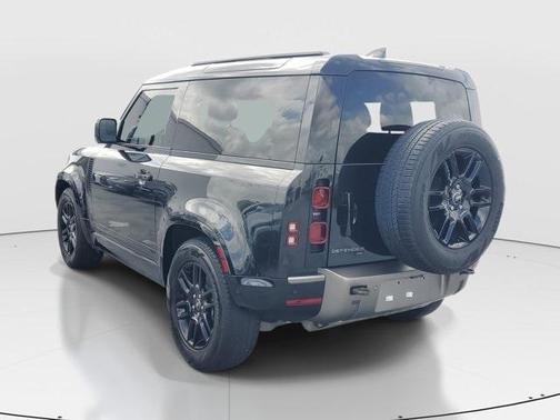 2023 Land Rover Defender 90 X-Dynamic SE