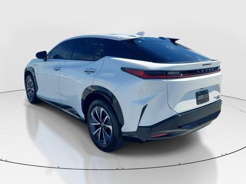 White Pearl 2024 Lexus RZ 450e Luxury