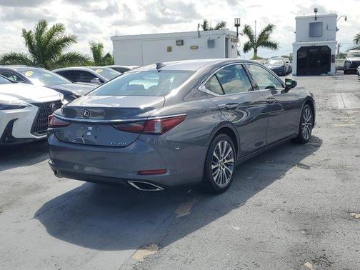 2021 Lexus ES 350 Base