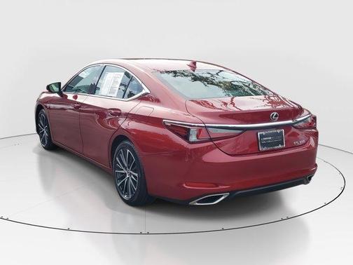 2025 Lexus ES 350 
