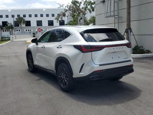 White 2024 Lexus NX 250 Base