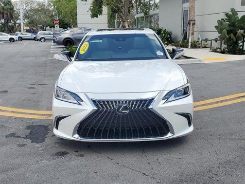 2025 Lexus ES 350 
