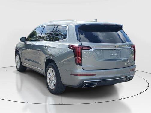 Silver Metallic 2023 Cadillac XT6 Luxury FWD