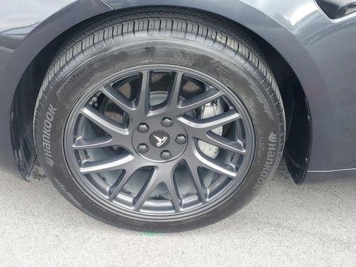 2024 Tesla Model 3 Base