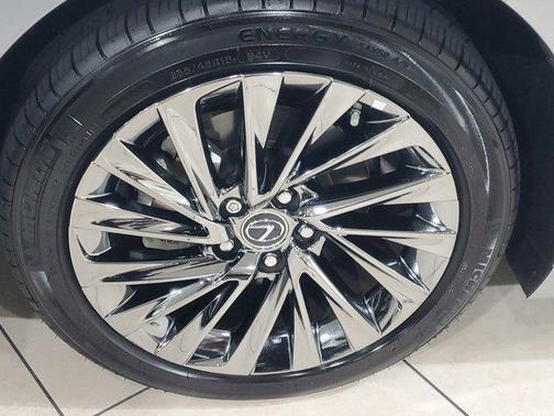 2025 Lexus ES 350 Luxury