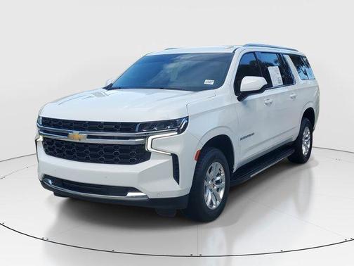 2022 Chevrolet Suburban LS