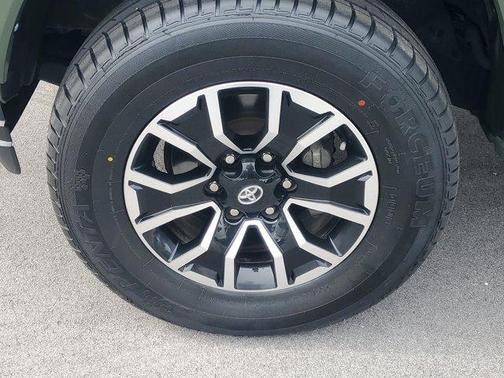 2022 Toyota Tacoma TRD Sport