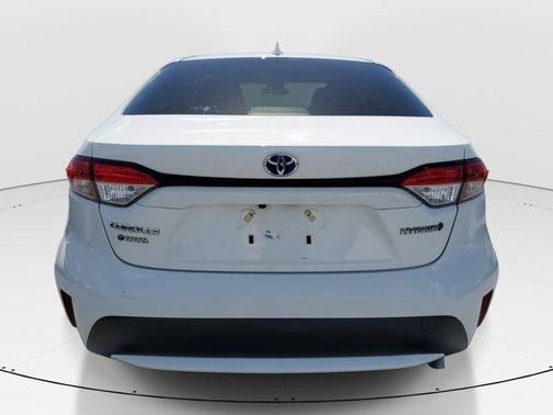 2022 Toyota Corolla Hybrid LE