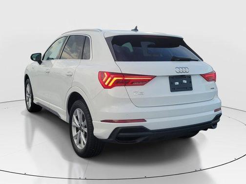 Arkona White 2024 Audi Q3 45 S line Premium