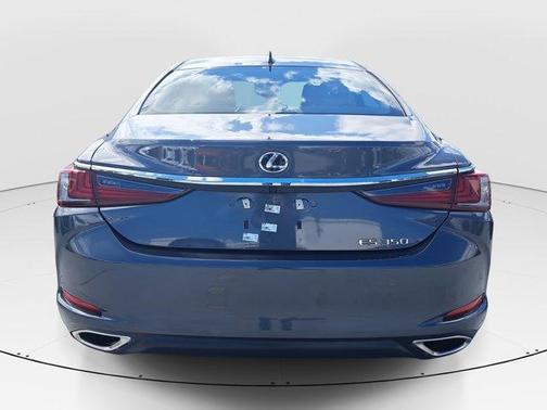 2023 Lexus ES 350 Base