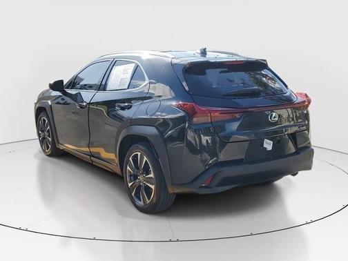 2025 Lexus UX 300h UX 300H F DESIGN