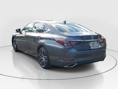2025 Lexus ES 350
