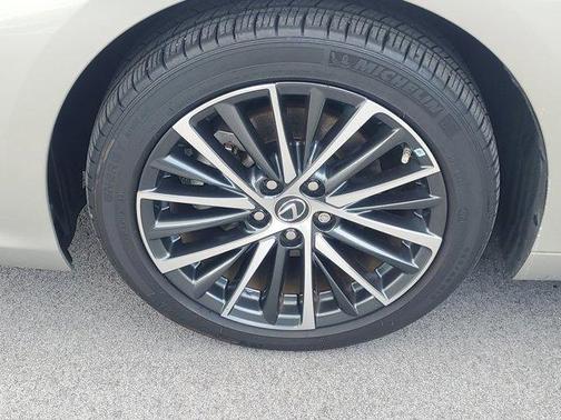 2023 Lexus ES 350